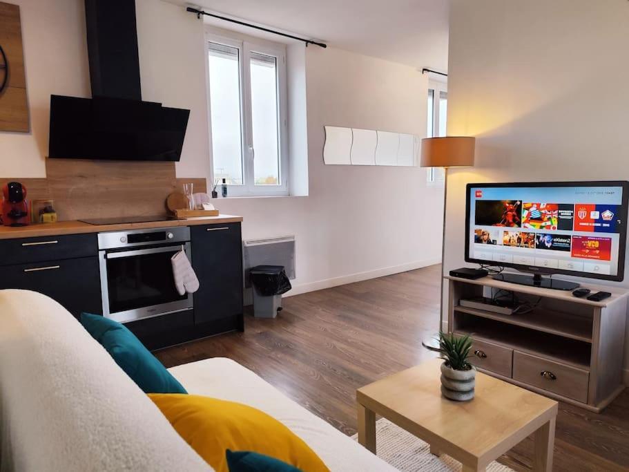 Duplex - Proche Gare & Centre Daire Compiègne Dış mekan fotoğraf